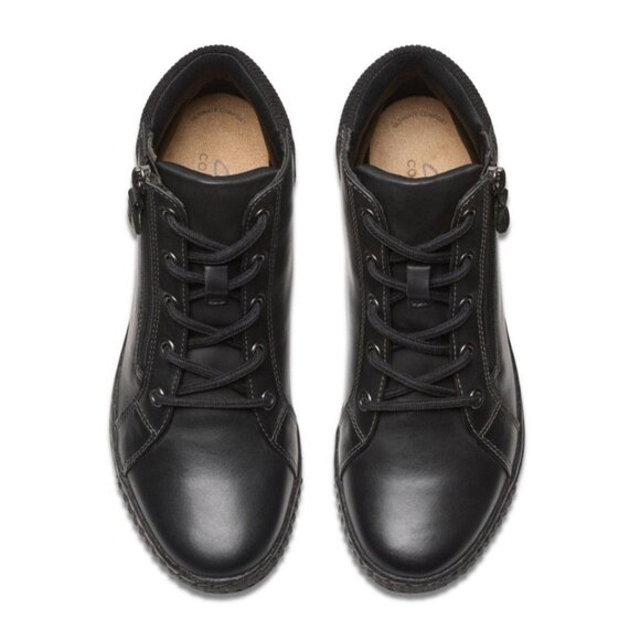 Clarks Womens Caroline Park Flat Heel Chelsea Boots - Picture 2 of 3